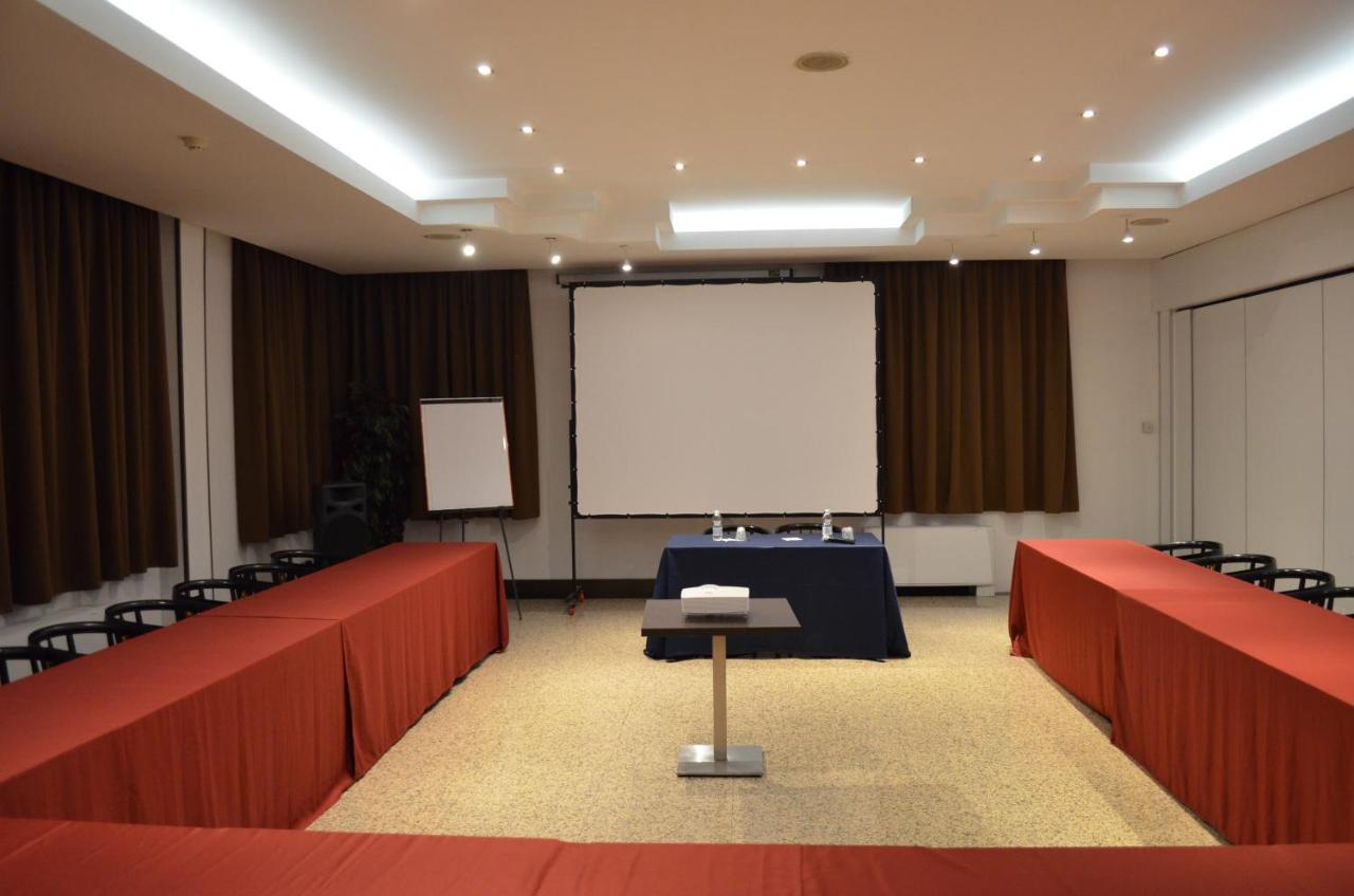 Hotel Diamante Corbetta Екстериор снимка