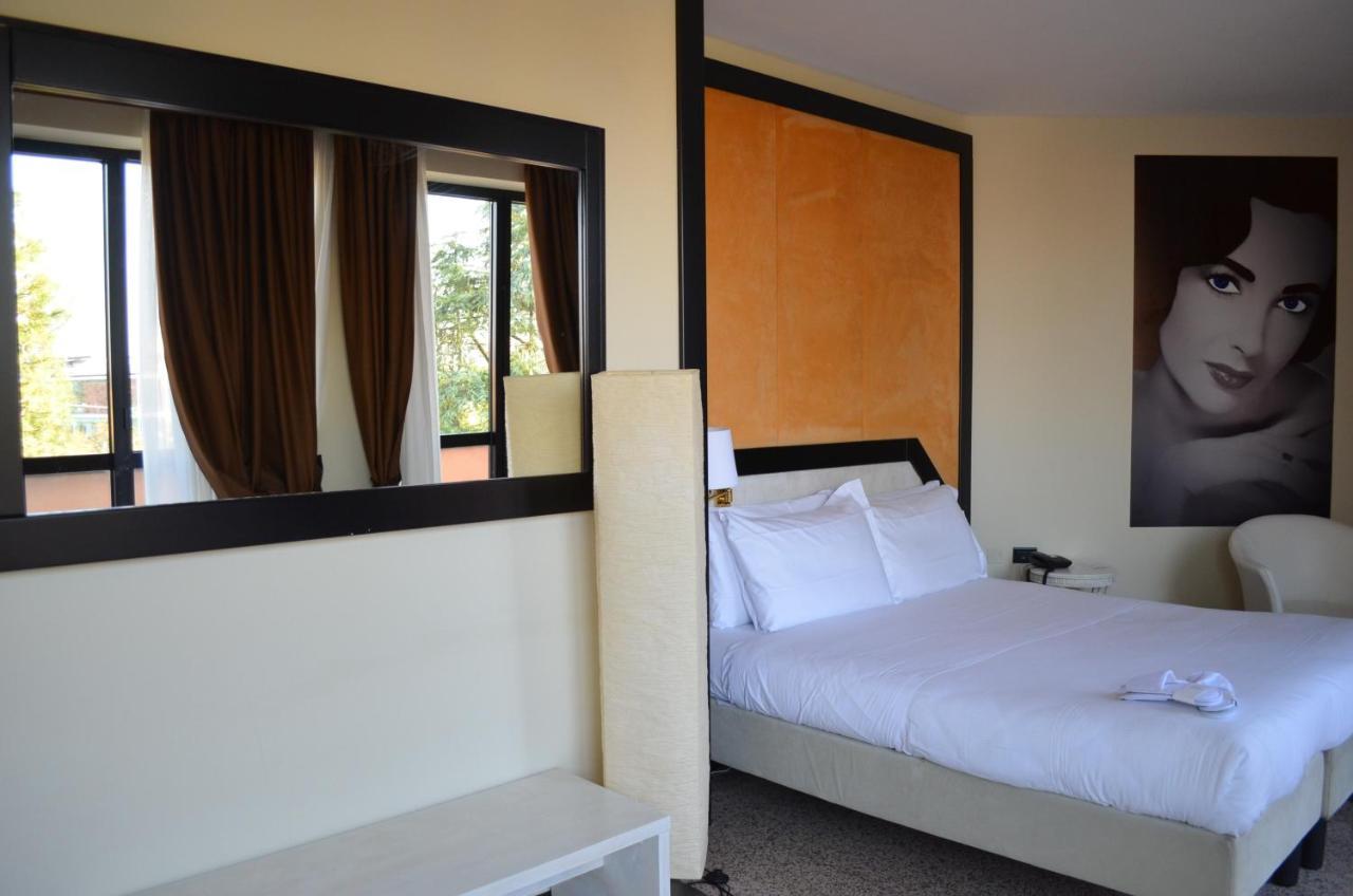 Hotel Diamante Corbetta Екстериор снимка
