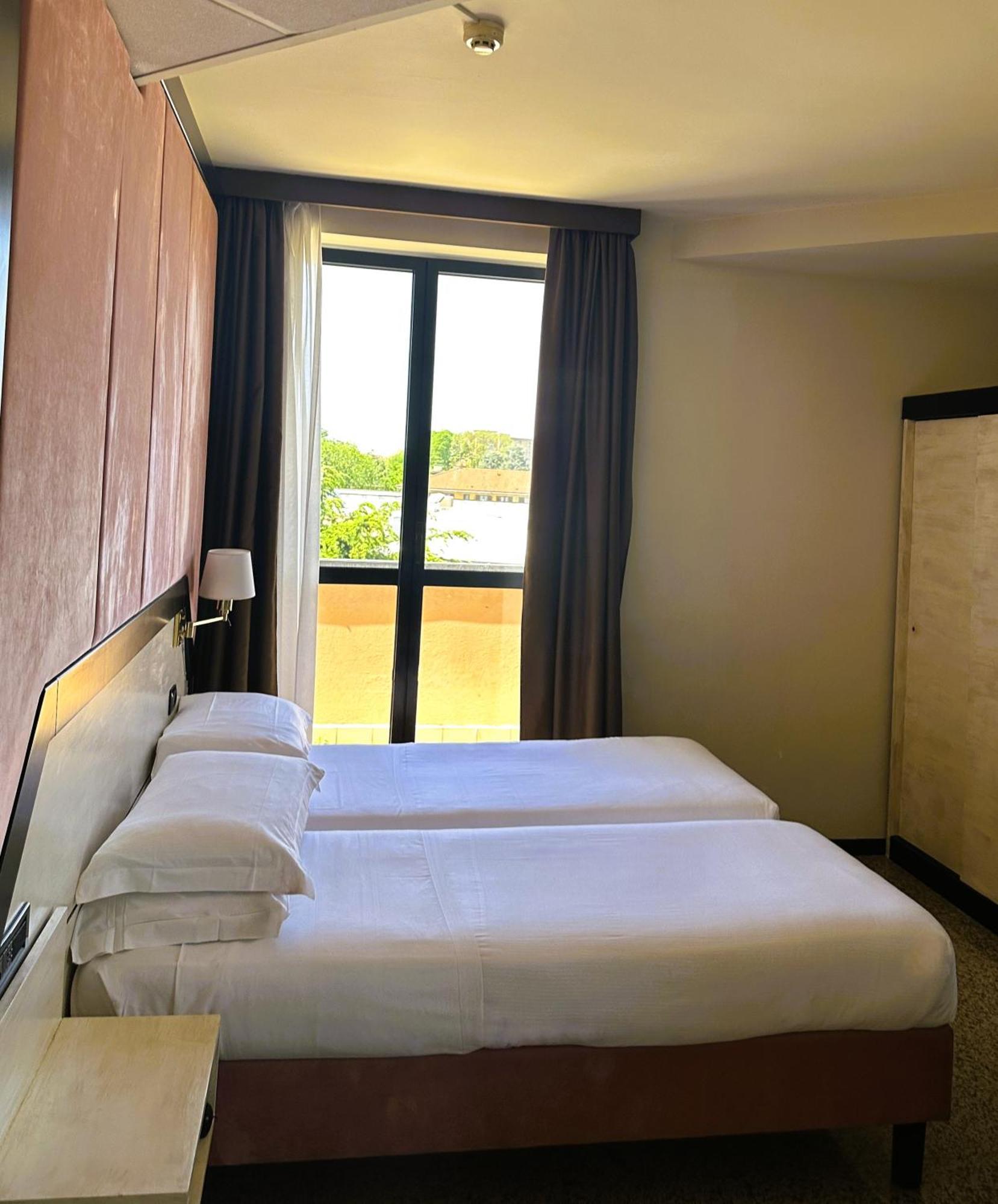 Hotel Diamante Corbetta Екстериор снимка
