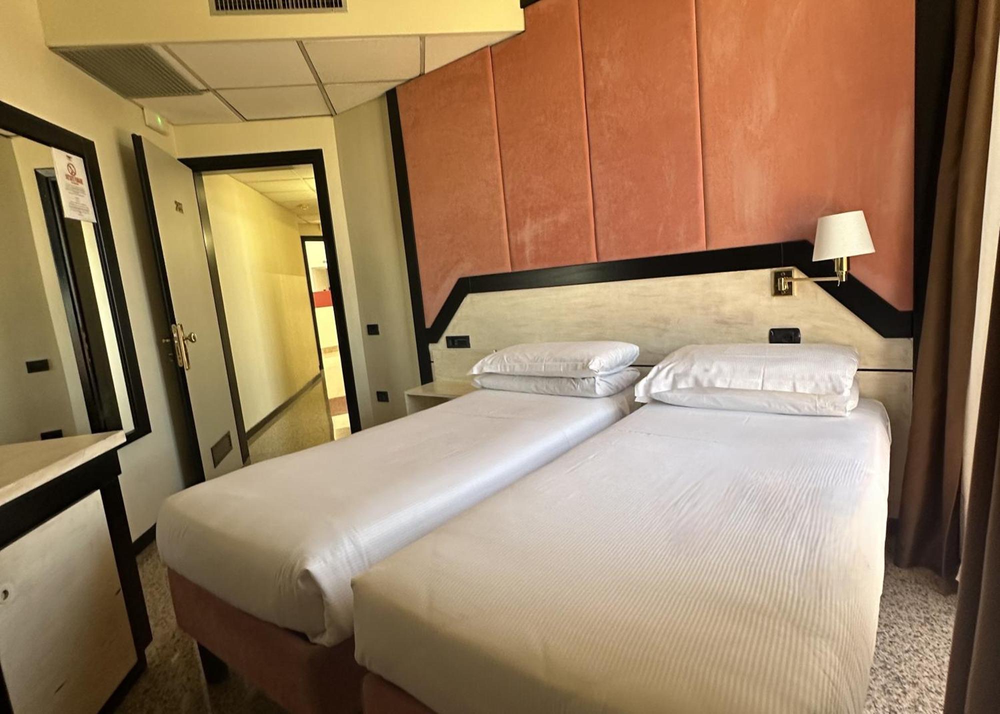 Hotel Diamante Corbetta Екстериор снимка