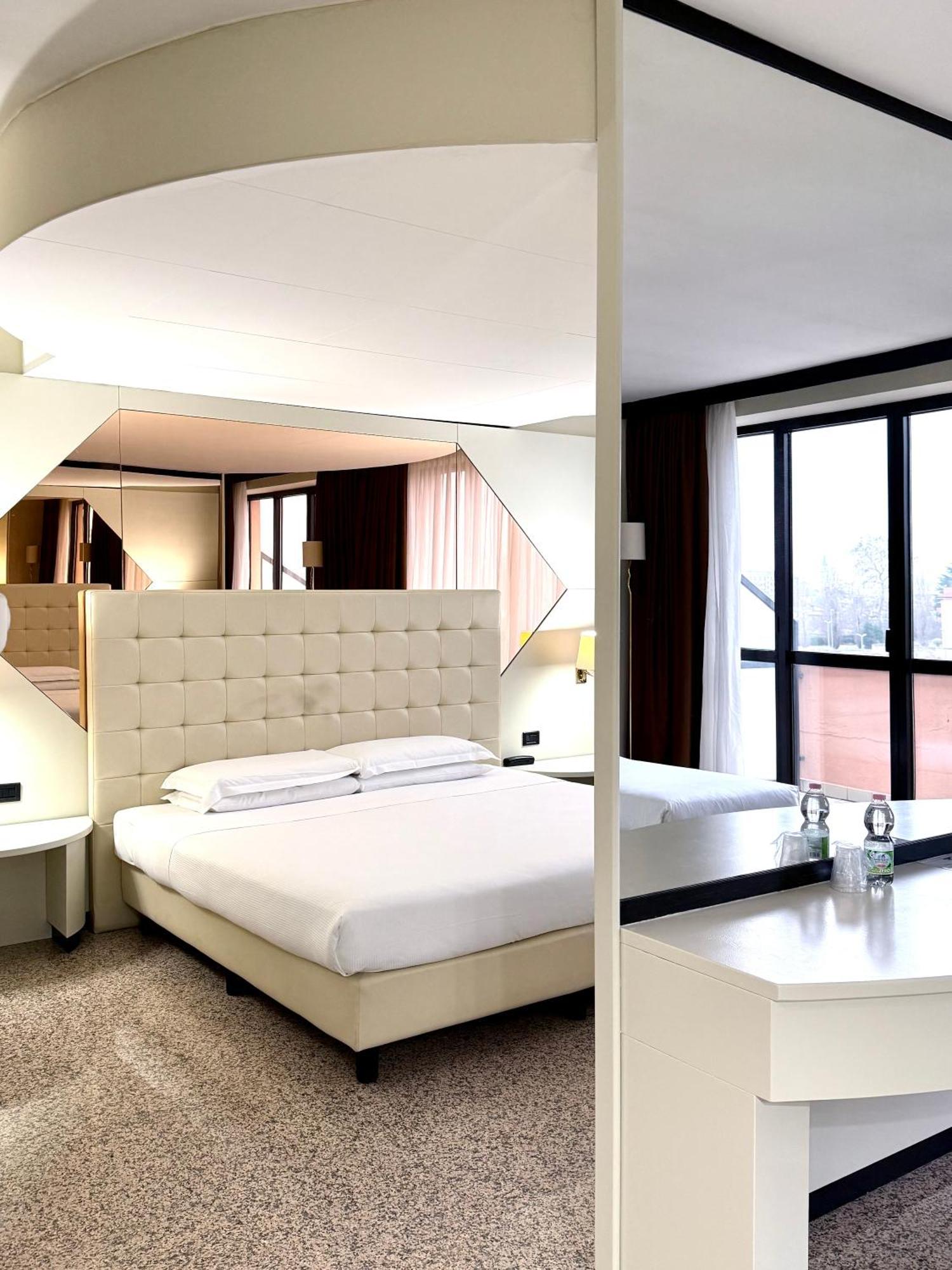 Hotel Diamante Corbetta Екстериор снимка