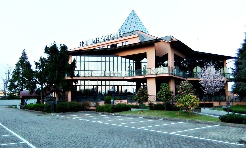 Hotel Diamante Corbetta Екстериор снимка